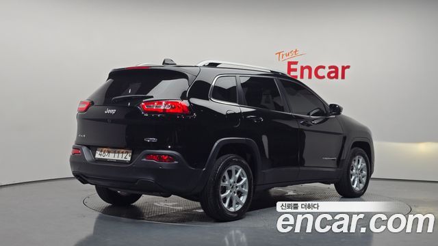 Jeep Cherokee 2.4 Longitude AWD — пробег 97 887 км — фото 2 из 5