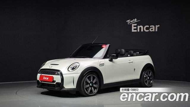 Mini Cooper Convertible Seaside Edition 3rd — пробег 62 356 км — фото 1 из 5