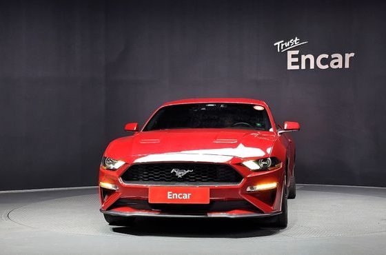 Ford Mustang Coupe — пробег 93 891 км — фото 3 из 5