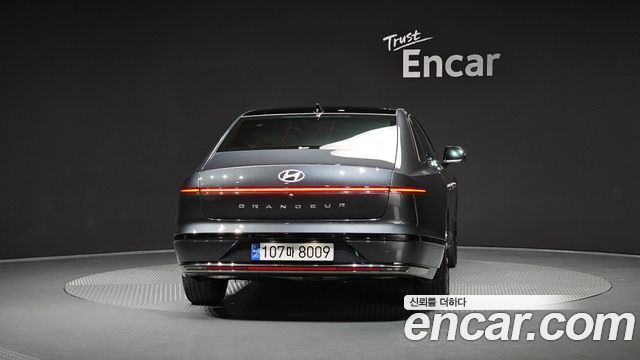 Hyundai Grandeur 2,5 Gasoline 2WD Calligraphy — пробег 31 045 км — фото 4 из 5