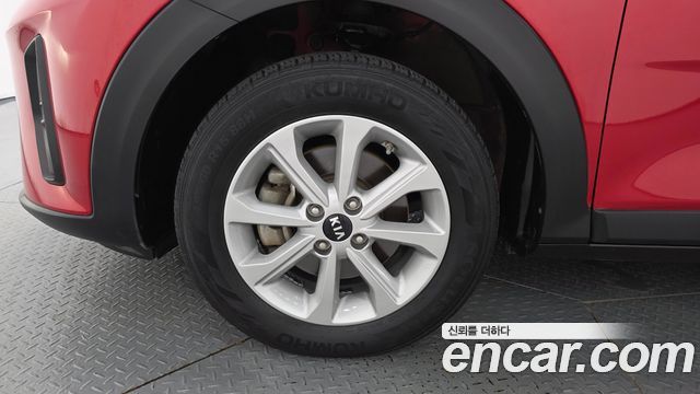 Kia Stonic из Кореи Encar