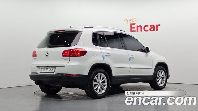 Volkswagen Tiguan 2.0 TDI Comfort 5N — пробег 123 889 км — фото 2 из 5