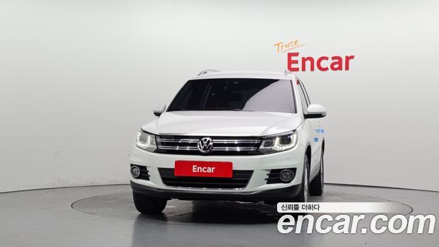 Volkswagen Tiguan 2.0 TDI Comfort 5N — пробег 123 889 км — фото 3 из 5