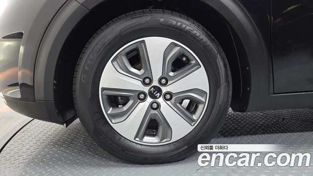 Kia Niro из Кореи Encar