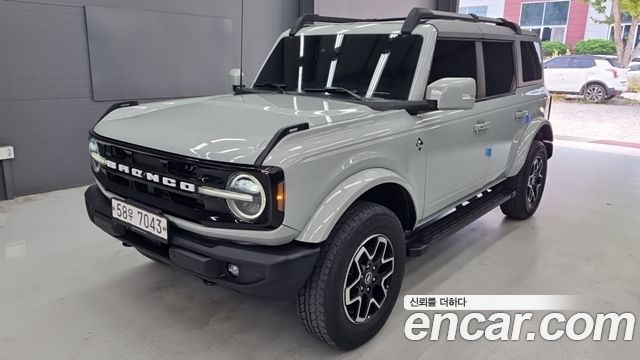 Ford Bronco 2.7 Outer Banks — пробег 50 096 км — фото 1 из 5
