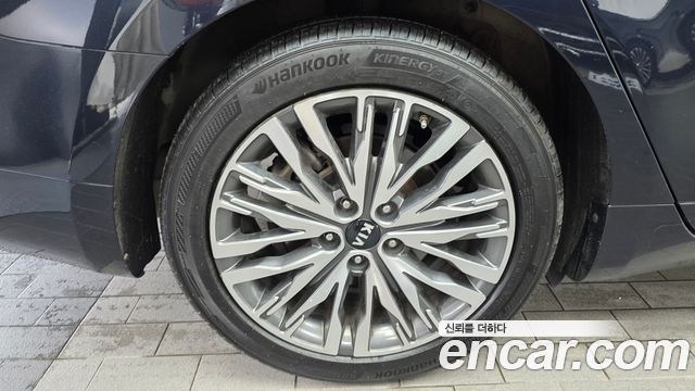 Kia K7 из Кореи Encar