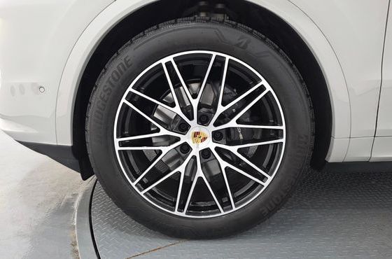 Porsche Cayenne 3.0 — пробег 12 989 км — фото 5 из 5