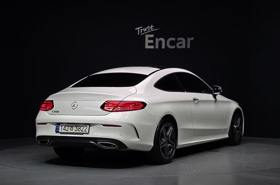 Mercedes-Benz C-Class C200 Coupe — пробег 82 200 км — фото 2 из 5