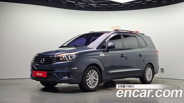 Ssangyong KORANDO 4WD GT 11-seater — пробег 115 353 км — фото 1 из 5