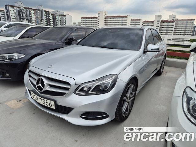 Mercedes-Benz E-Class E250 BlueTec 4MATIC AV — пробег 105 560 км — фото 1 из 5