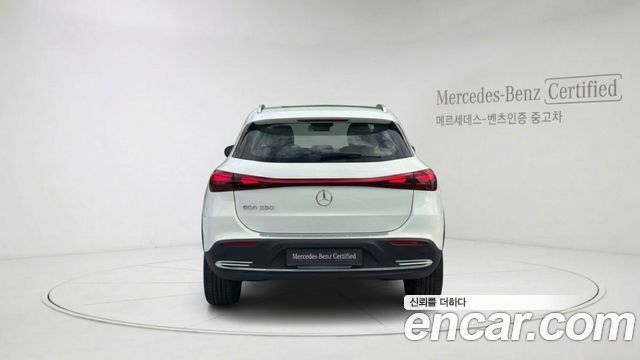 Mercedes-Benz EQA из Кореи Encar