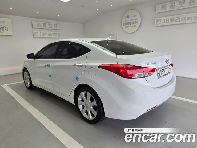 Hyundai AVANTE M16 GDI Top — пробег 125 400 км — фото 2 из 5