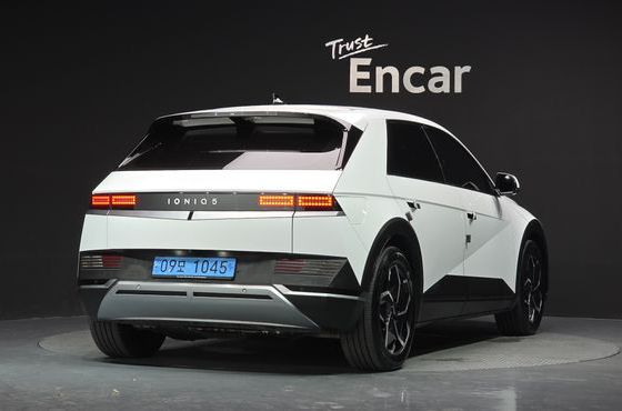 Hyundai Ioniq5 Long range Exclusive — пробег 175 093 км — фото 2 из 5