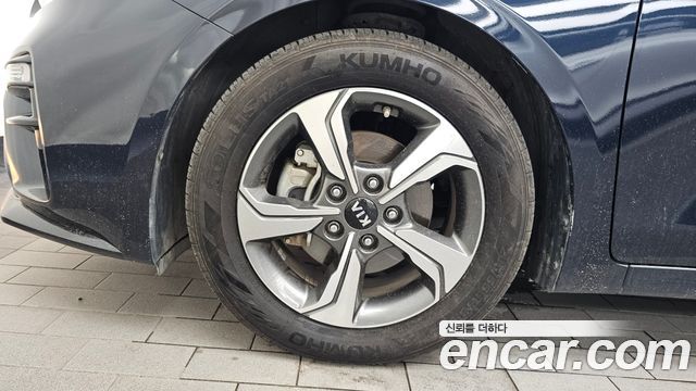 Kia K3 из Кореи Encar