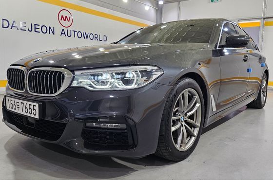 BMW 5-Series 520d M Sport Package Plus — пробег 134 233 км — фото 2 из 5