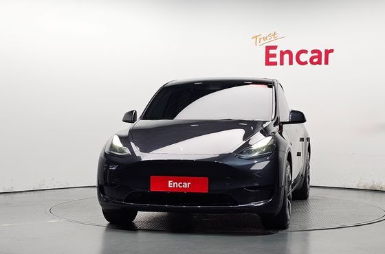 Tesla Model Y RWD — пробег 13 790 км — фото 3 из 5