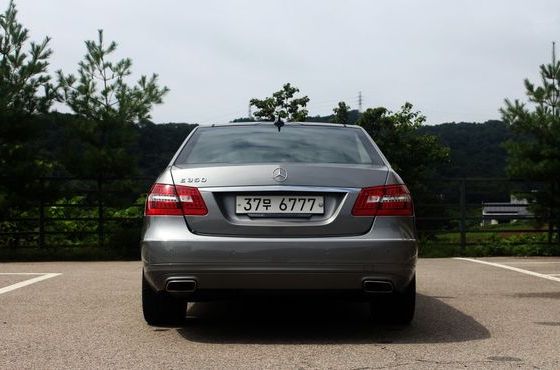 Mercedes-Benz E-Class E350 — пробег 85 000 км — фото 4 из 5