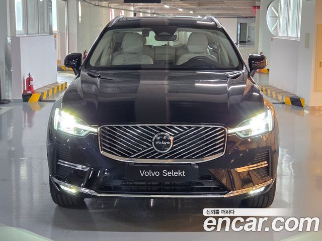Volvo XC60 B5 Ultra Bright Air Sus — пробег 410 км — фото 3 из 5