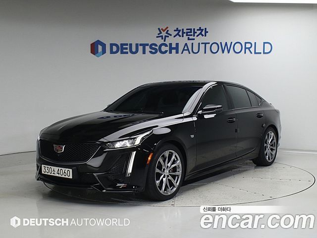 Cadillac CT5 2.0 Sport — пробег 74 935 км — фото 1 из 5