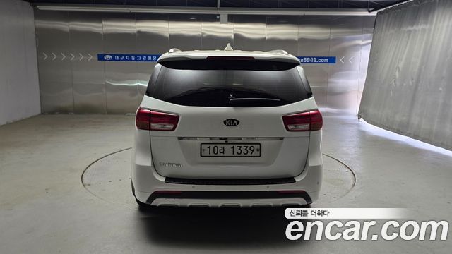 Kia Carnival из Кореи Encar