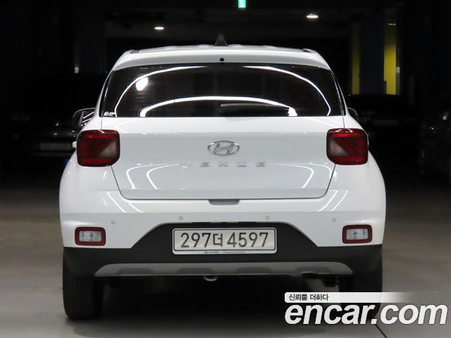 Hyundai Venue из Кореи Encar