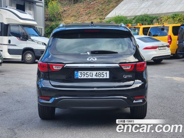 Infiniti QX60 3.5 AWD — пробег 140 429 км — фото 4 из 5