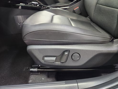 Kia Niro Prestige — пробег 17 074 км — фото 4 из 5