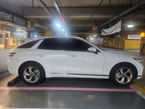Genesis GV70 2.5T Gasoline AWD — пробег 38 000 км — фото 2 из 5