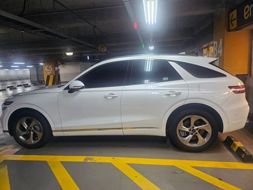 Genesis GV70 2.5T Gasoline AWD — пробег 38 000 км — фото 4 из 5