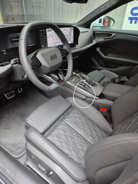 Audi A6 55 TFSI Quattro S Line — пробег 2 300 км — фото 5 из 5