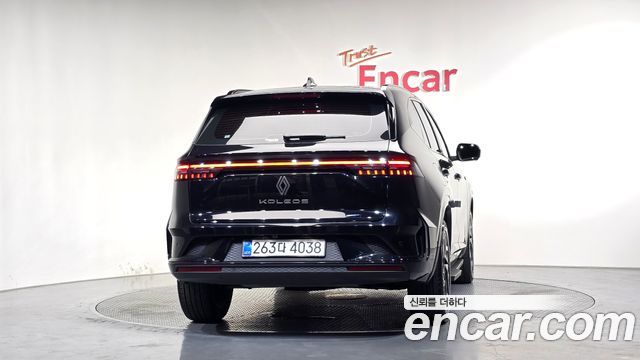 Renault (Samsung) Grand Koleos 1.5 E-TECH Esprit Alphine Noir 2WD — пробег 26 988 км — фото 4 из 5
