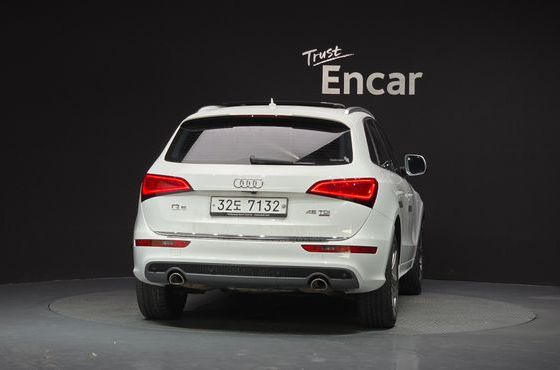 Audi Q5 45 TDI Quattro Dynamic 8R — пробег 133 911 км — фото 4 из 5