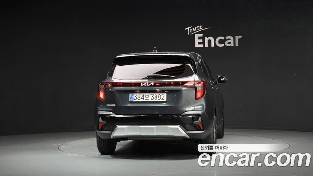 Kia Seltos из Кореи Encar