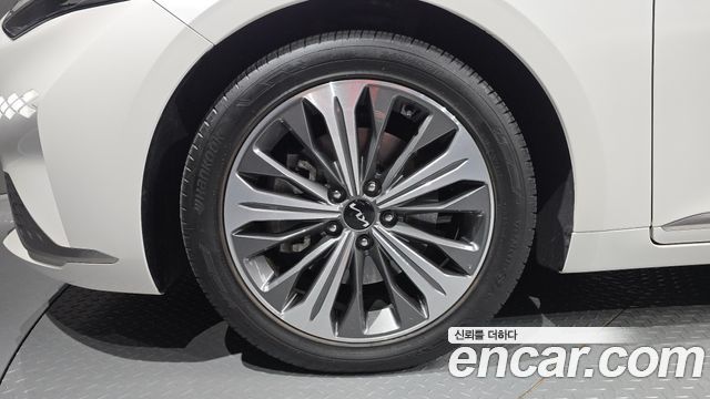 Kia K8 из Кореи Encar