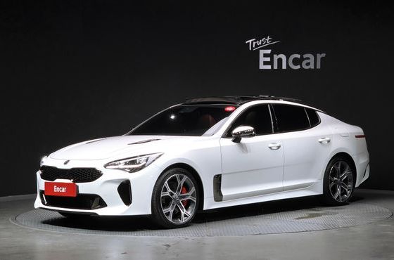 Kia Stinger 2.0 Turbo AWD Platinum — пробег 106 431 км — фото 1 из 5