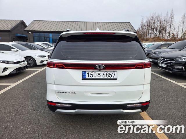 Kia Carnival из Кореи Encar