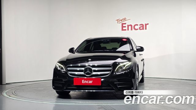 Mercedes-Benz E-Class E300 4MATIC AMG Line — пробег 104 805 км — фото 3 из 5