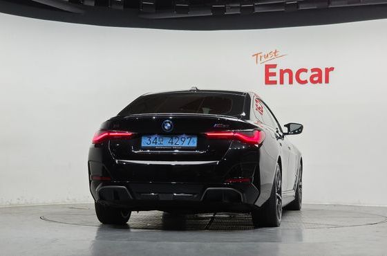 BMW i4 M50 — пробег 47 057 км — фото 4 из 5