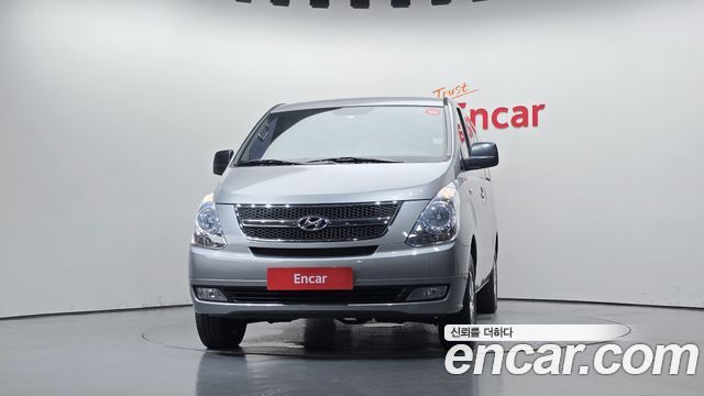 Hyundai Starex 4WD 11-Seater Wagon CVX Luxury — пробег 130 006 км — фото 3 из 5