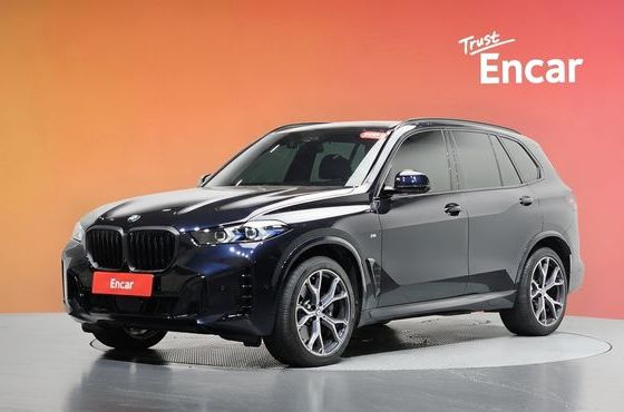 BMW X5 xDrive 40i M Sport — пробег 4 031 км — фото 1 из 5