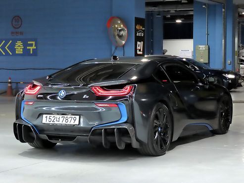 BMW i8 Coupe — пробег 119 521 км — фото 4 из 5