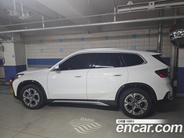 BMW X1 sDrive 18d xLine — пробег 14 000 км — фото 3 из 5