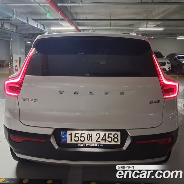 Volvo XC40 B4 Inscription — пробег 72 594 км — фото 2 из 5