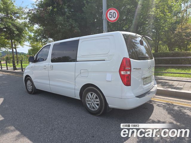 Hyundai Starex Camper LPi — пробег 200 000 км — фото 4 из 5