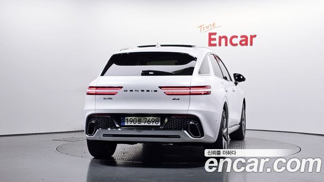 Genesis GV70 из Кореи Encar