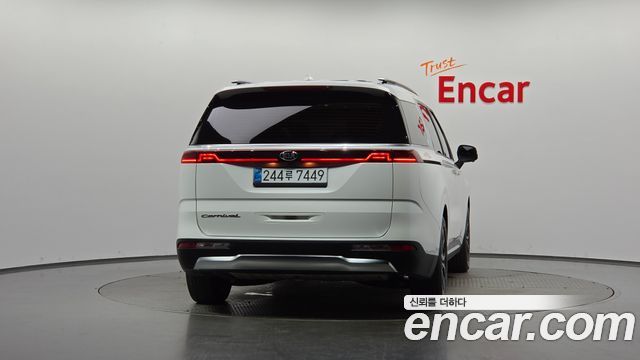 Kia Carnival из Кореи Encar