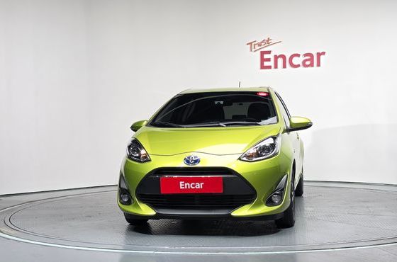 Toyota Prius 1.5 — пробег 17 227 км — фото 3 из 5