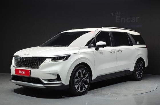 Kia Carnival Gasoline 9-Seater Prestige — пробег 18 067 км — фото 1 из 5