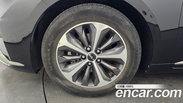 Kia K8 из Кореи Encar