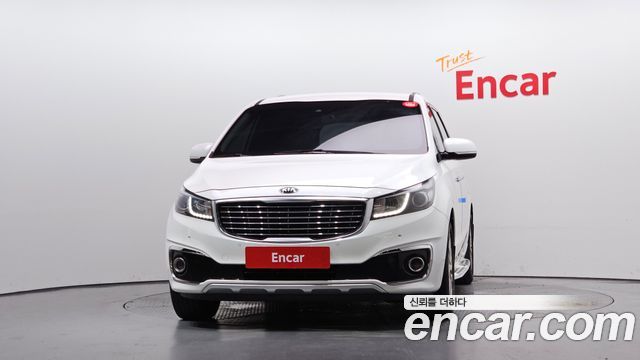 Kia Carnival Gasoline 9-seater Noblesse — пробег 177 498 км — фото 3 из 5